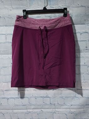 Duluth Trading Co Women Purple Plum Skirt Skort Size 4 Athletic Outdoors Fishing